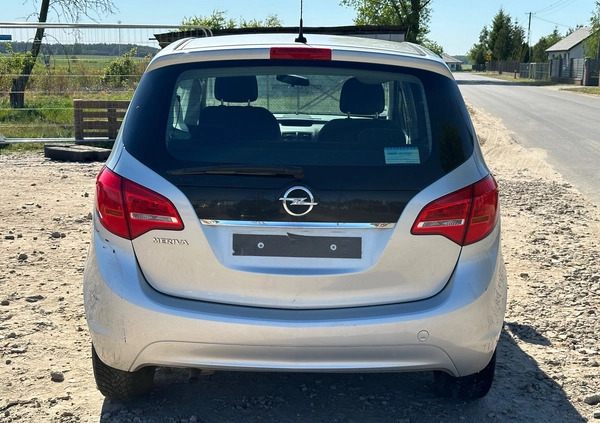 Opel Meriva cena 14000 przebieg: 109534, rok produkcji 2013 z Supraśl małe 106